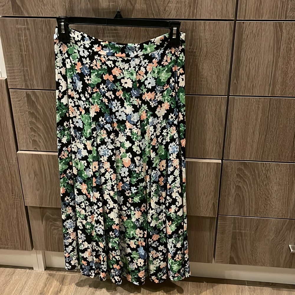 HM midi Floral skirt